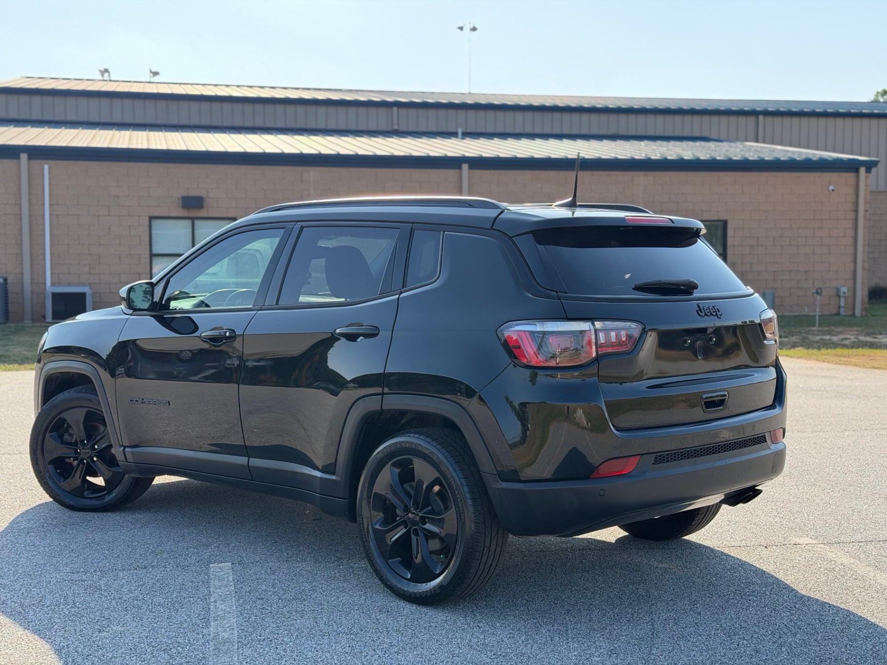 2018 Jeep Compass Longitude, North, Latitude thumbnail 4