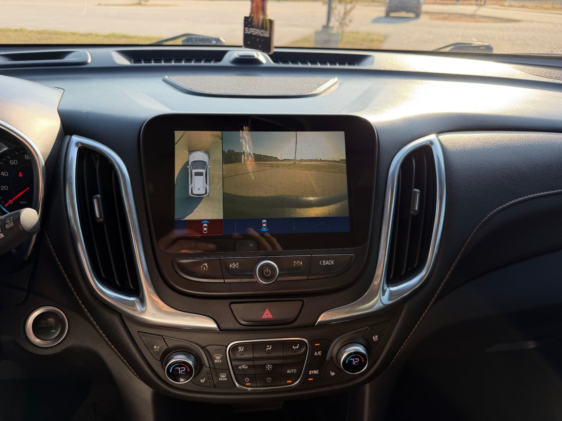 2018 Chevrolet Equinox Premier (2LZ) thumbnail 19