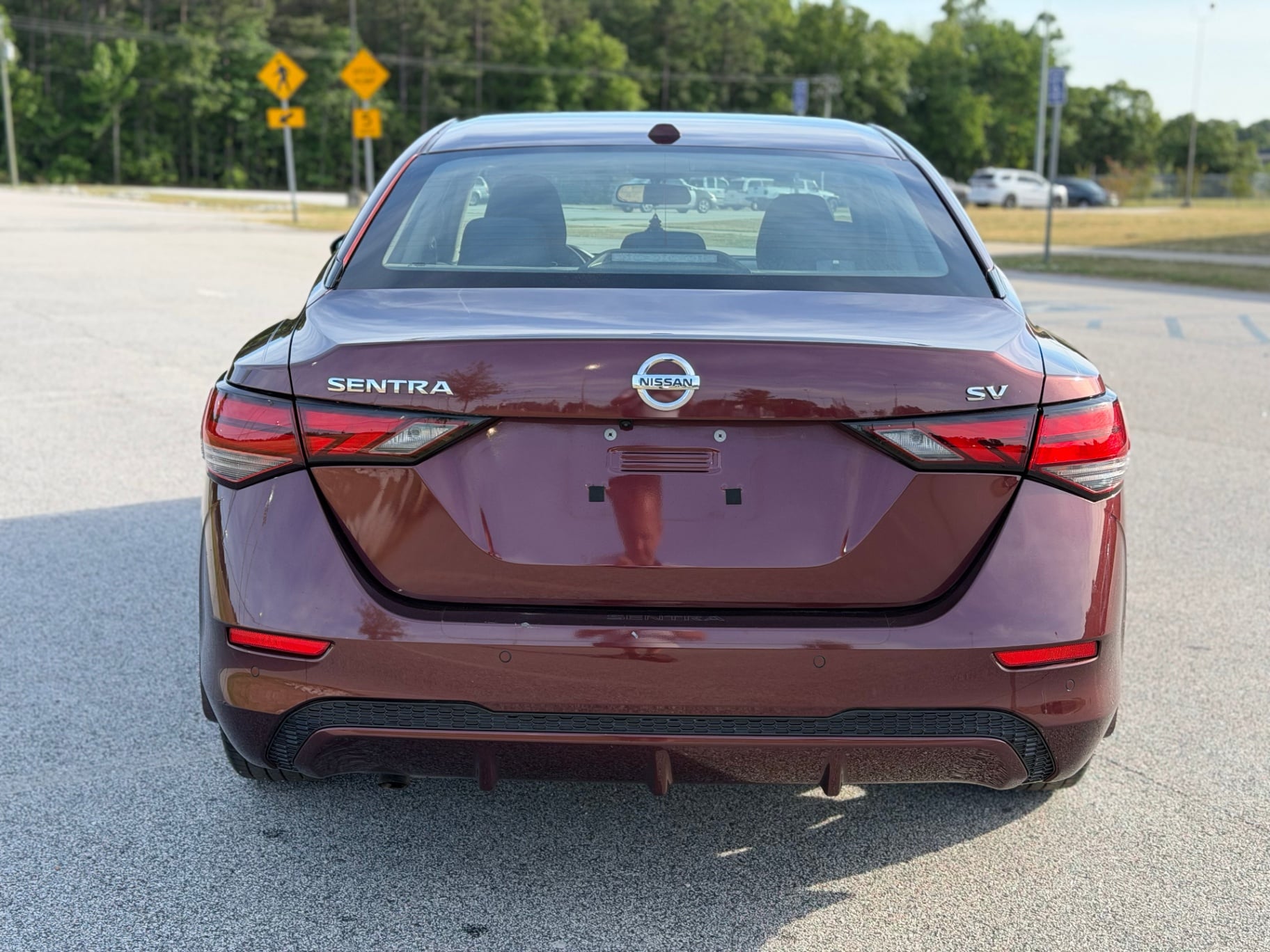 2020 Nissan Sentra SV thumbnail 5