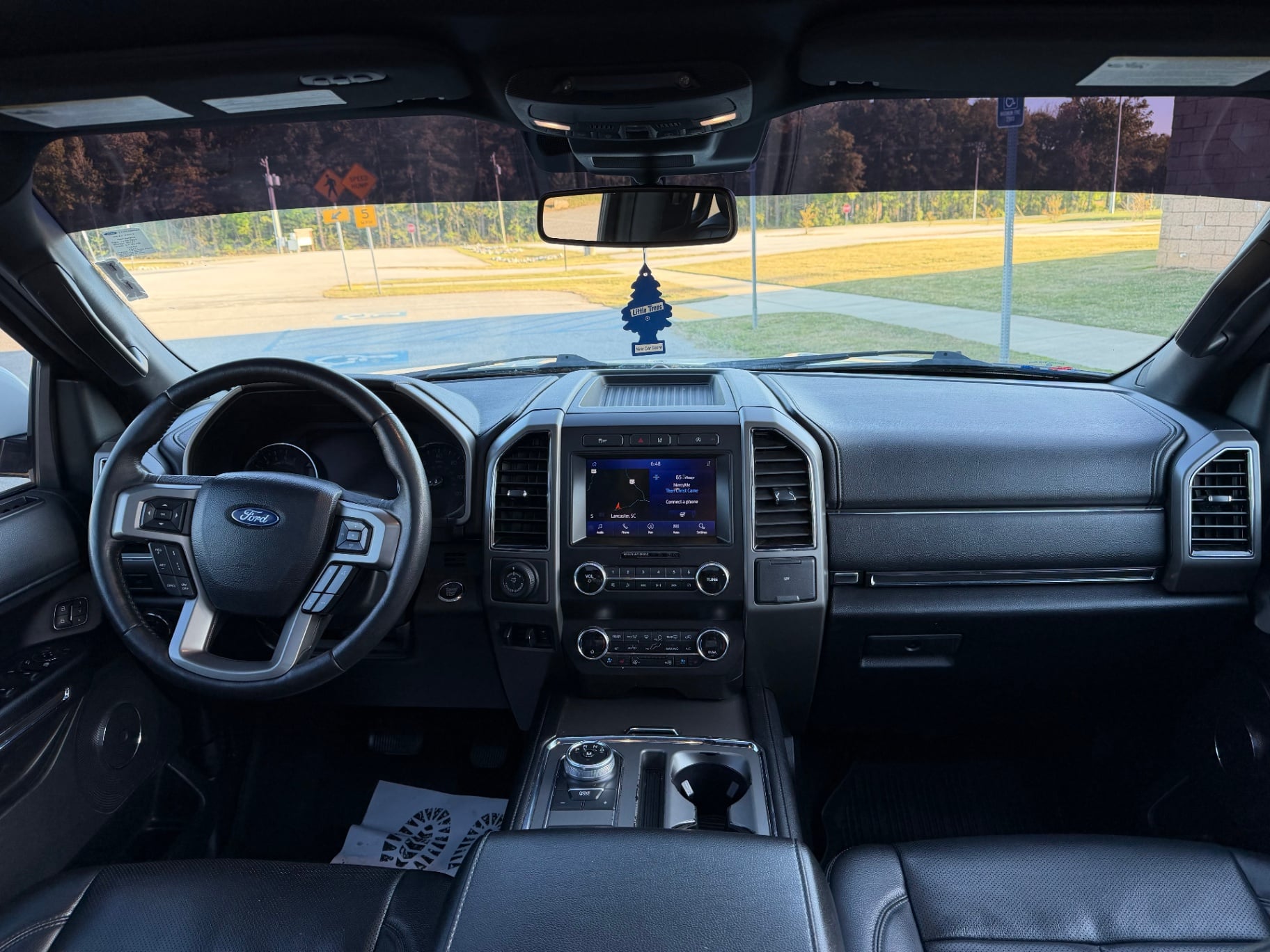 2021 Ford Expedition XLT thumbnail 11