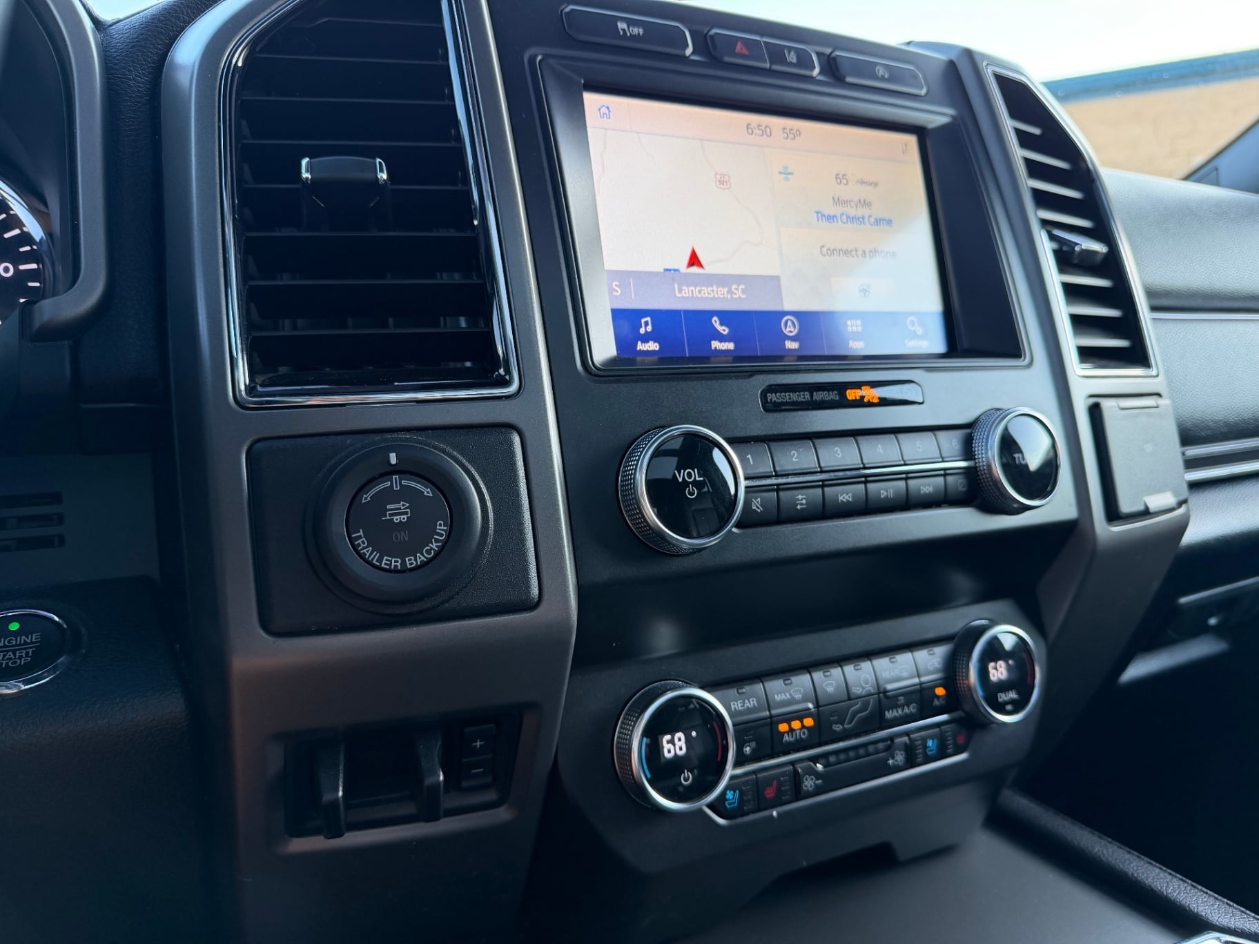 2021 Ford Expedition XLT thumbnail 17